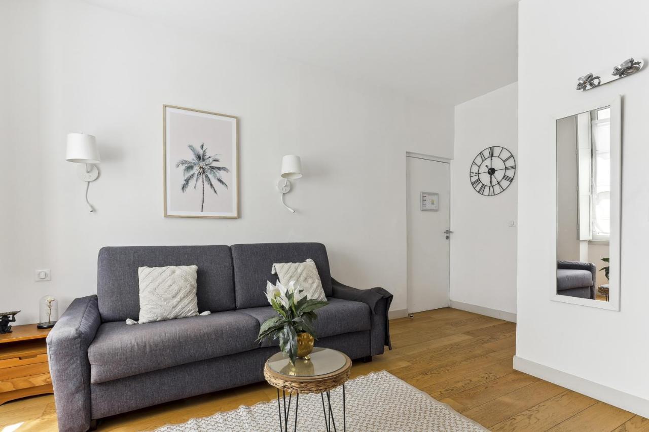 Cosy Studio - Coeur De Versailles Appartement Buitenkant foto